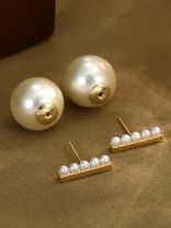 Gleam Pearls- Pearl stud earrings