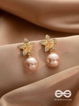 Twinkle Glow - Starry Pearl Earrings