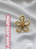 CRYSTAL GLOW - GLASS EARRINGS INLAID WITH CUBIC ZICRONIA STONES