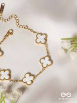 GOLDEN WHITE CLOVER - HOLOGRAPHIC STAINLESS STEEL 18K GOLD PLATED ANTI TARNISH BRACELET