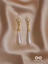 CHIC GLAM - MIX OF SILVER AND GOLDEN EARRINGS
