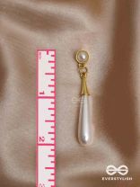 CHIC GLAM - MIX OF SILVER AND GOLDEN EARRINGS