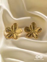 GOLDEN PETAL-  ELEGANT GOLD FLOWER STUDS
