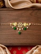 TARALYA - GENTLE RADIANCE- MINIMAL KUNDAN NECKPIECE WITH GREEN DROPS AND PEARLS