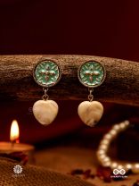 MOSS HEART - GREEN ENAMEL STUD EARRINGS
