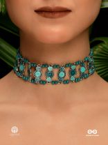 BLUE BLOOM - INTRICATE TURQUOISE BEAD CHOKER
