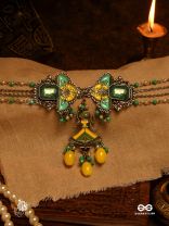 TROPIC TWINES  –  GREEN GEM MULTILAYERED NECKLACE
