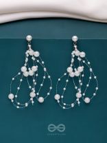 Precious Pearls of Snow Dangling Earrings