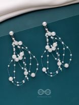 Precious Pearls of Snow Dangling Earrings