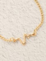 The Elegant Casual Heartbeat Bracelet- Golden