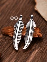 The Little Feather Studs - Tiny Trinket Earrings