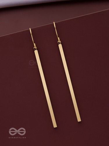 THE LUXURY DIMENSIONS - CLASSIC GOLDEN EARRINGS