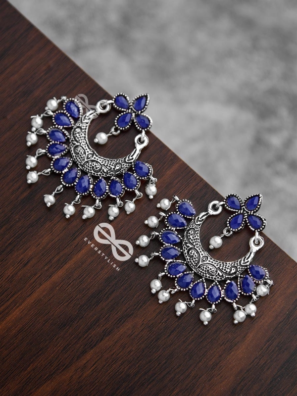 The Elegance of Royalty (Sapphire Blue) - Embellished Oxidised Earrings
