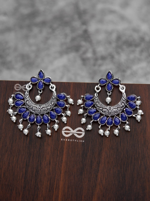 The Elegance of Royalty (Sapphire Blue) - Embellished Oxidised Earrings