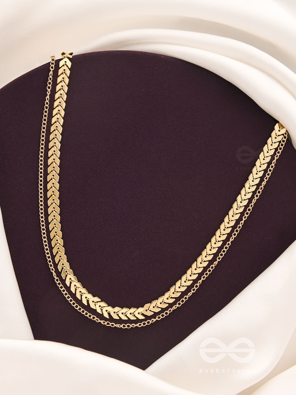 The Chain Of Allure - Golden Statement Neckpiece With Anti-Tarnish Coating 