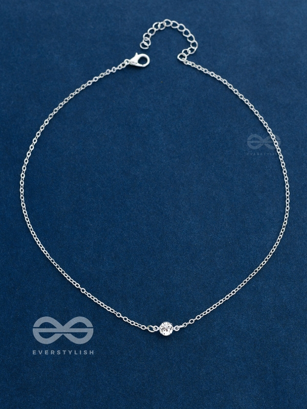 The Dainty Shimmer Neckpiece - Silver