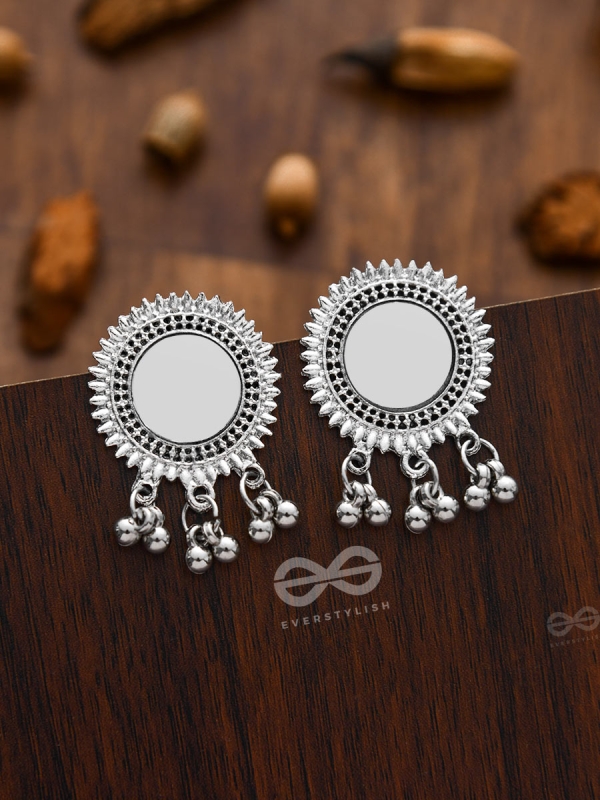 The Solar Shimmer - Set of Choker and Earrings - Oxidised Boho Collection