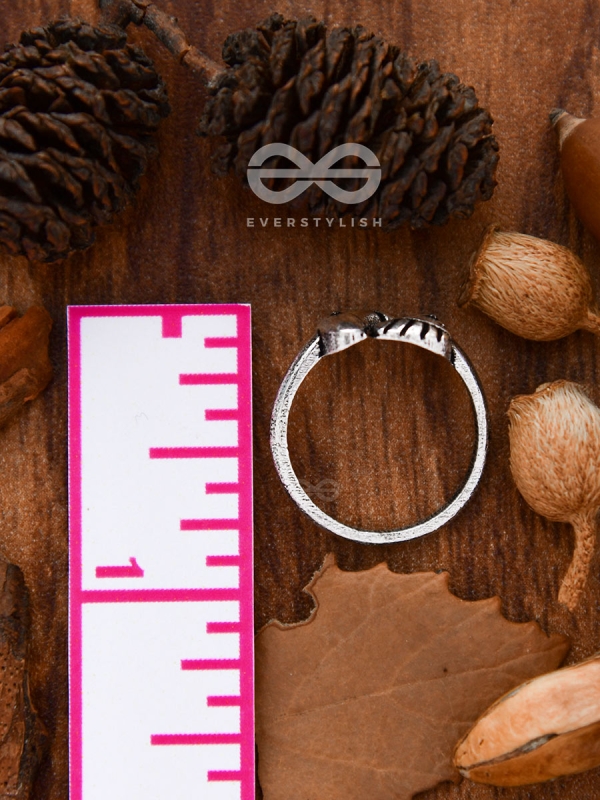 Little BabySteps Toe Ring - Tiny Trinket Collection