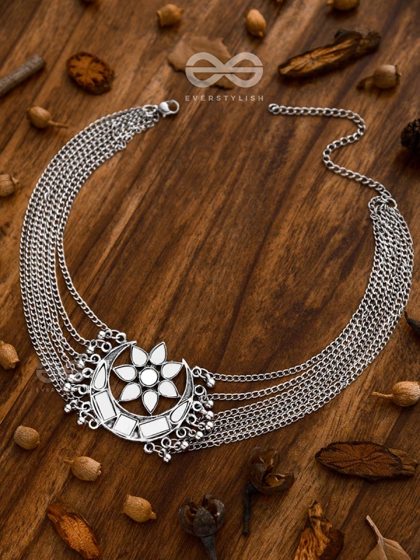 The Shimmery Eclipse - Set of Mirror Earrings and Neckpiece