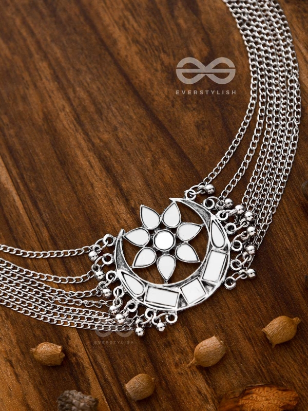 The Shimmery Eclipse - Set of Mirror Earrings and Neckpiece