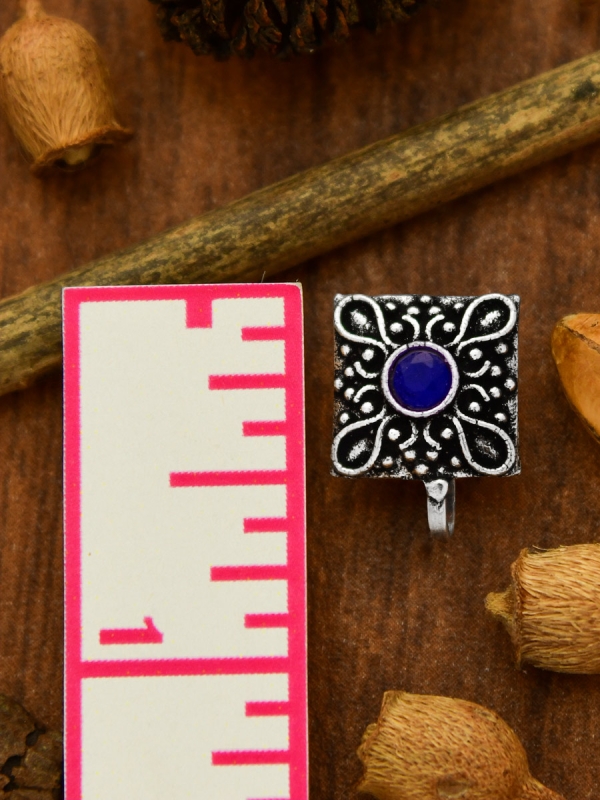 The Elegance Sqaured - Non-Pierced Boho Nosepin (Sapphir Blue)