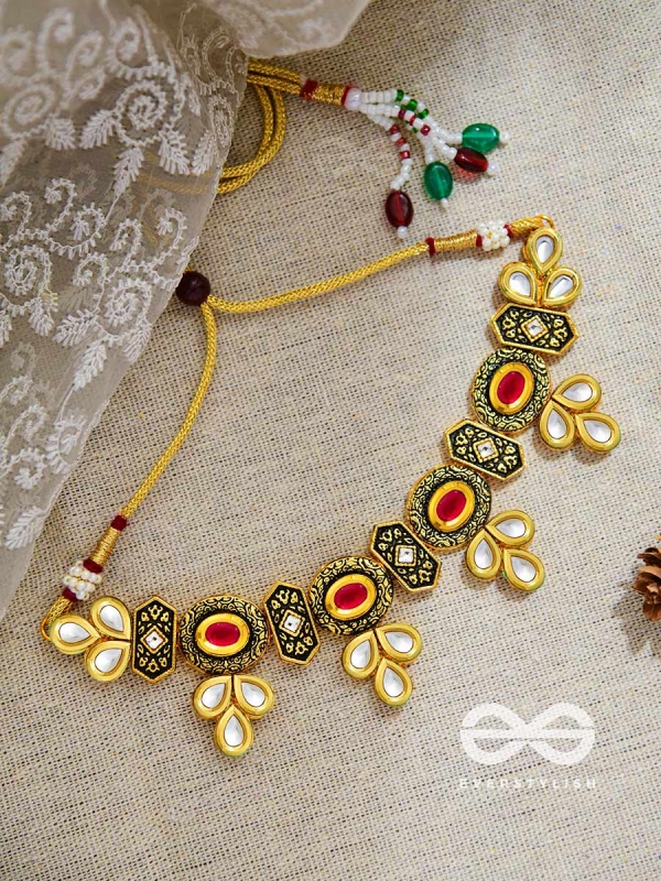 The Royal Magnificence - Statement Golden Set of Neckpiece and Earrings