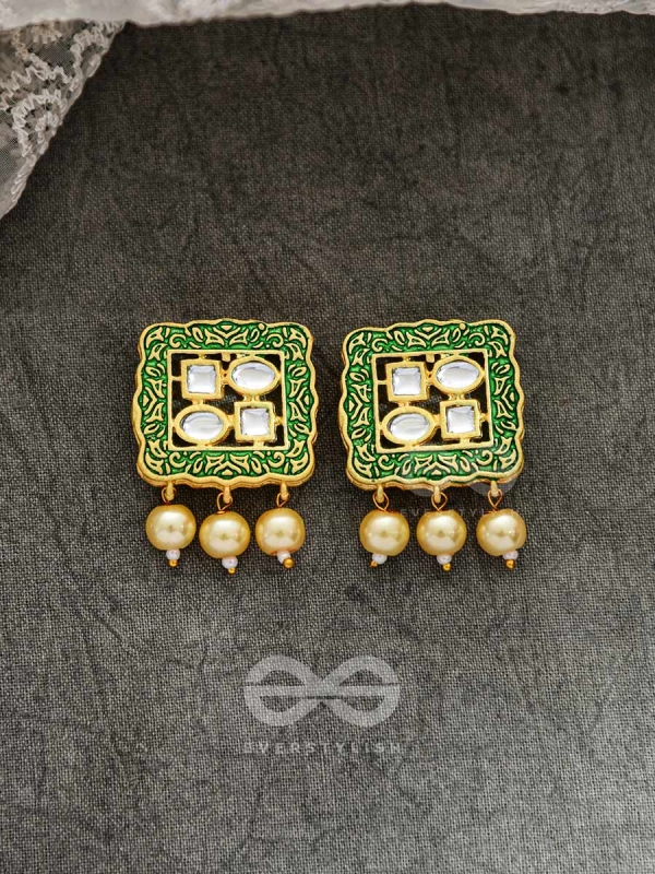 The Windows of Opulence - Set of Statement Choker and Earrings( INDIA GREEN)