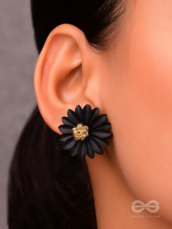 BLOOM IN DARKNESS - Statement Stud Earrings