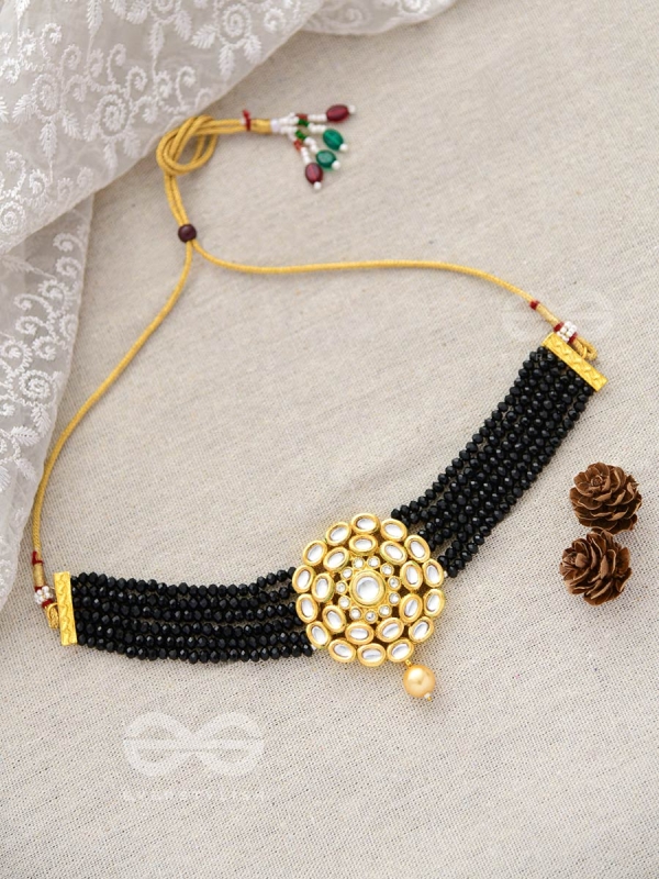 ROYALTY OF THE SULTANATE - SET OF CHOKER AND EARRINGS (Black)