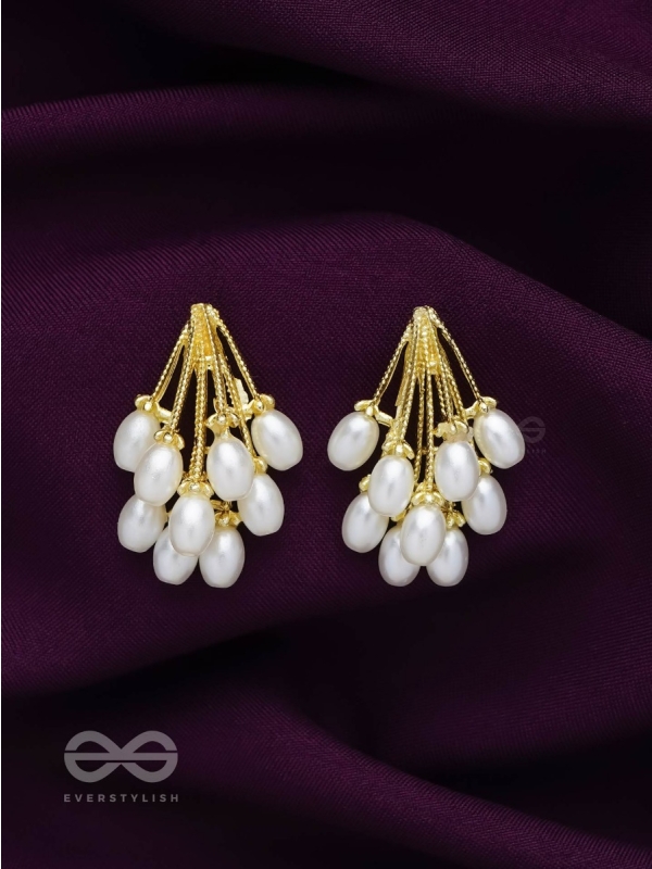 Pearlicious Flowers- Golden Pearl Earrings