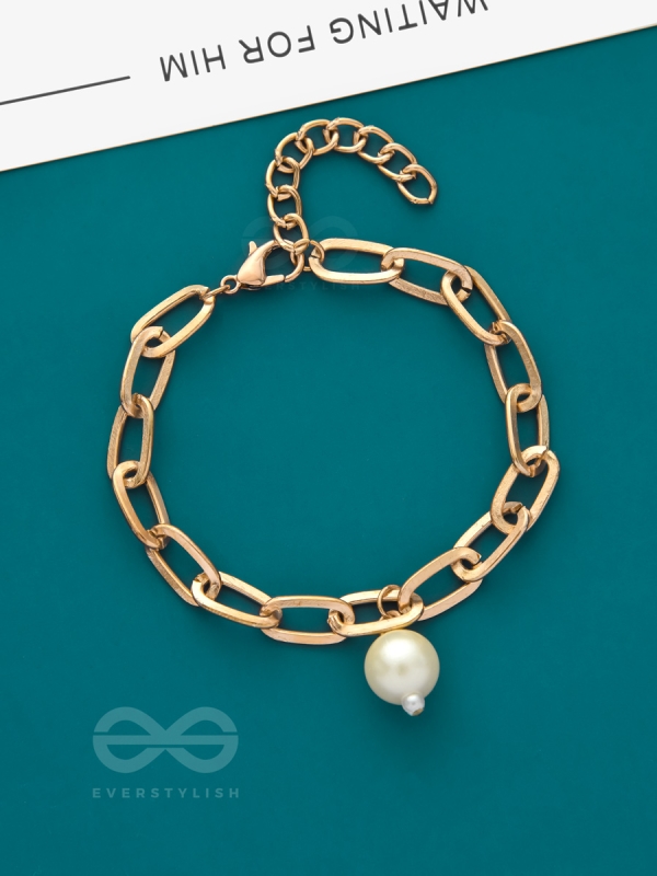 The Linkin Pearl- Golden Pearl Bracelet