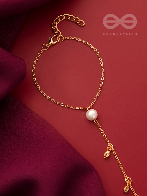 The String of Luck- Golden Pearl Hand Harness Bracelet