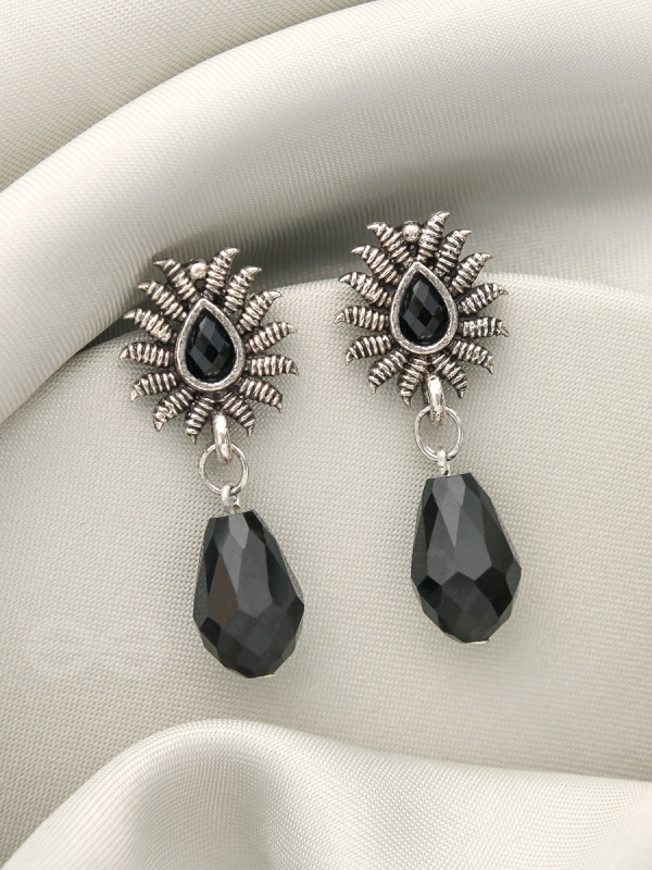 Drops of Light- Tiny Trinket Earrings (Midnight Black)