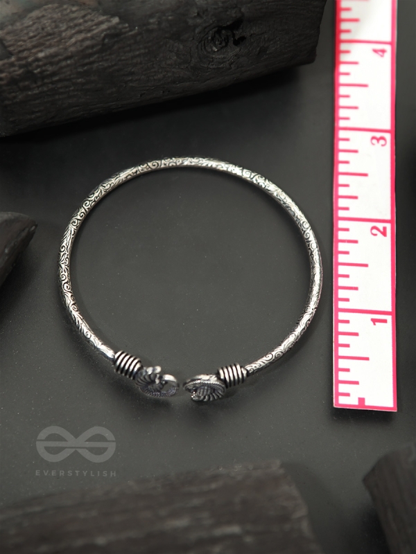 The Black Swan- Oxidised Bangle Bracelet