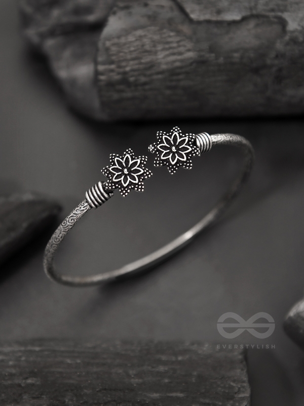 Ups-a-Daisy- Oxidised Bangle Bracelet