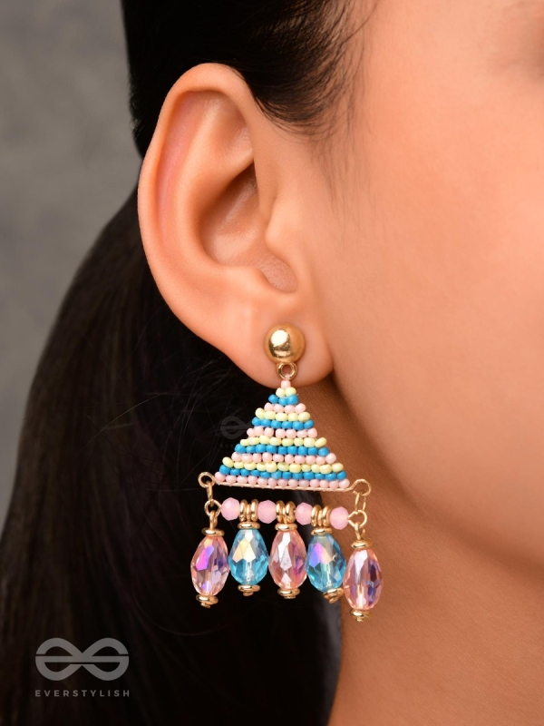 THE SUMMER SKY - GOLDEN EMBELLISHED EARRINGS