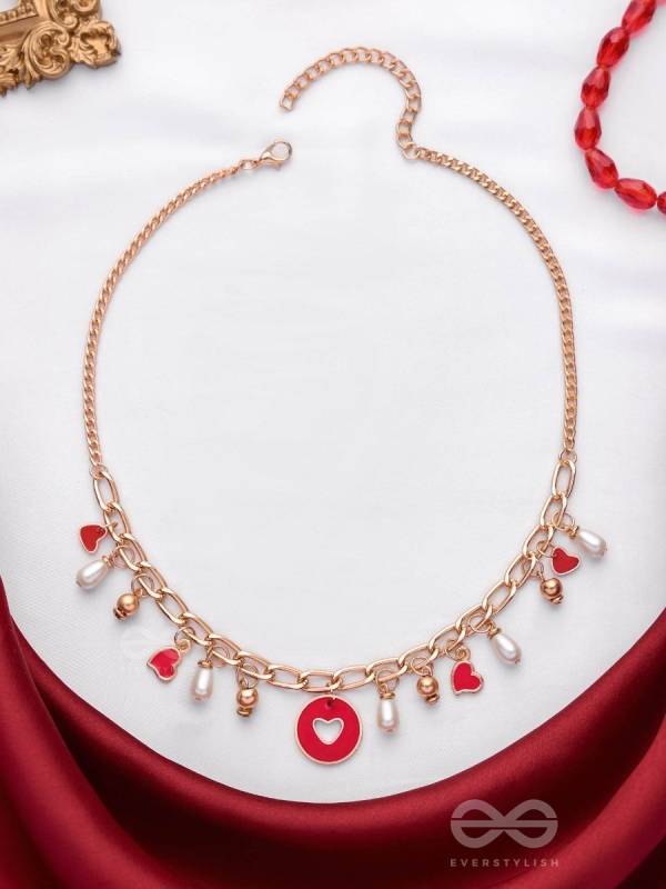 The Scarlet Affair - Cute Hearts Neckpiece With Anti-Tarnish Coating 