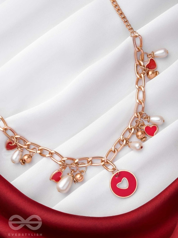 The Scarlet Affair - Cute Hearts Neckpiece With Anti-Tarnish Coating 