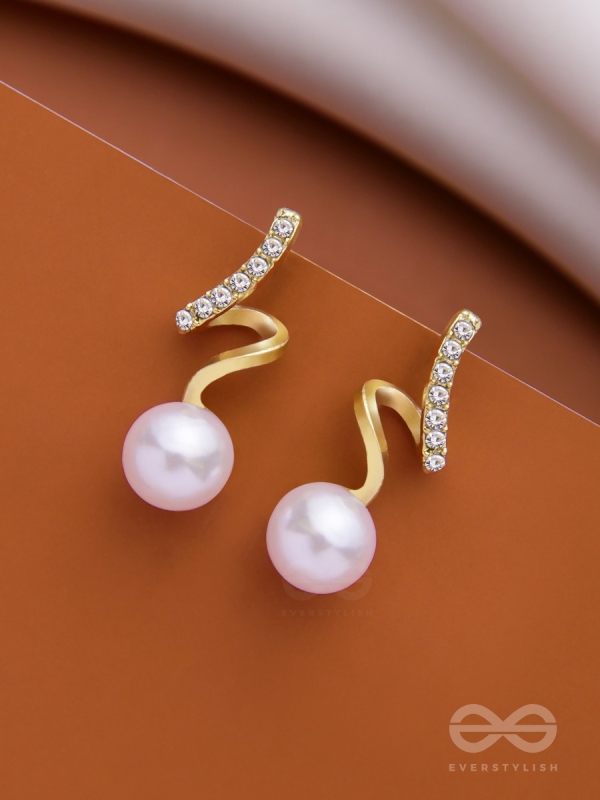 PEARL'N SWIRL - GOLDEN SPARKLING STUDS