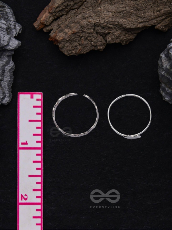 LOVE PUZZLE - SET OF 2 SILVER RINGS