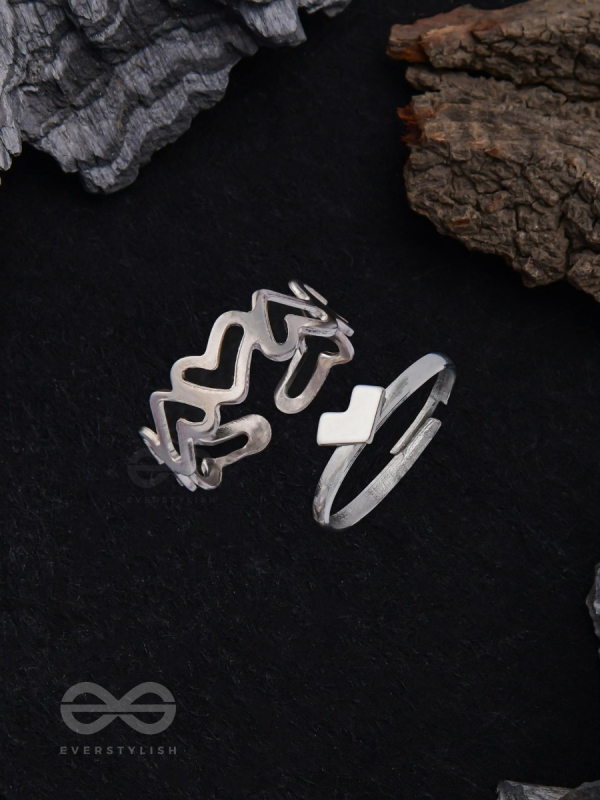 LOVE PUZZLE - SET OF 2 SILVER RINGS