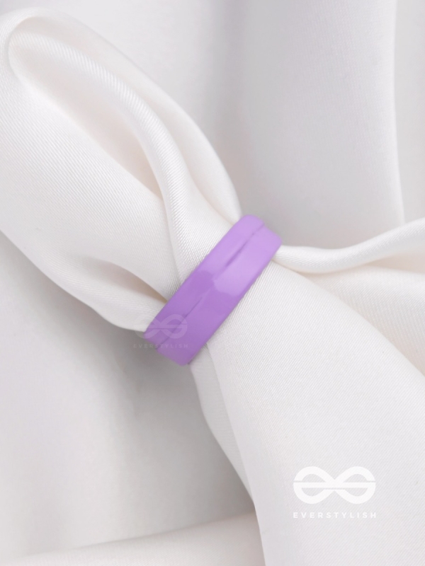 MY LAVENDER LUSH - ADJUSTABLE ACRYLIC RING