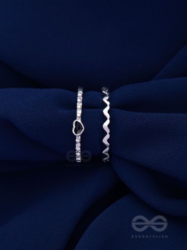 LIFE IN A ZIG-ZAG- SET OF 2 ADJUSTABLE SILVER RINGS