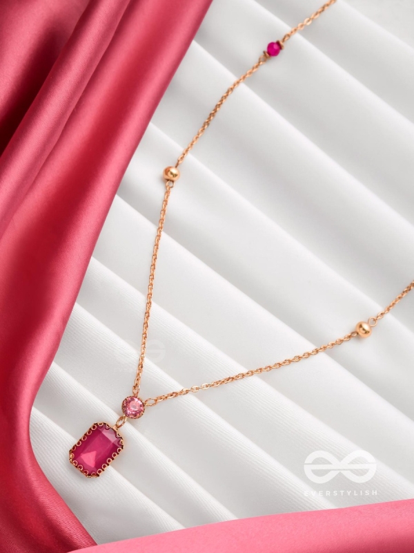Magenta's Magic - Smart And Casual Neckpiece With Anti-Tarnish Coating