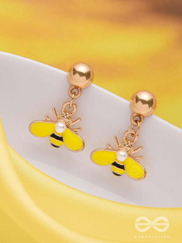 THE BUZZIN BEE - CUTE DROP EARRINGS