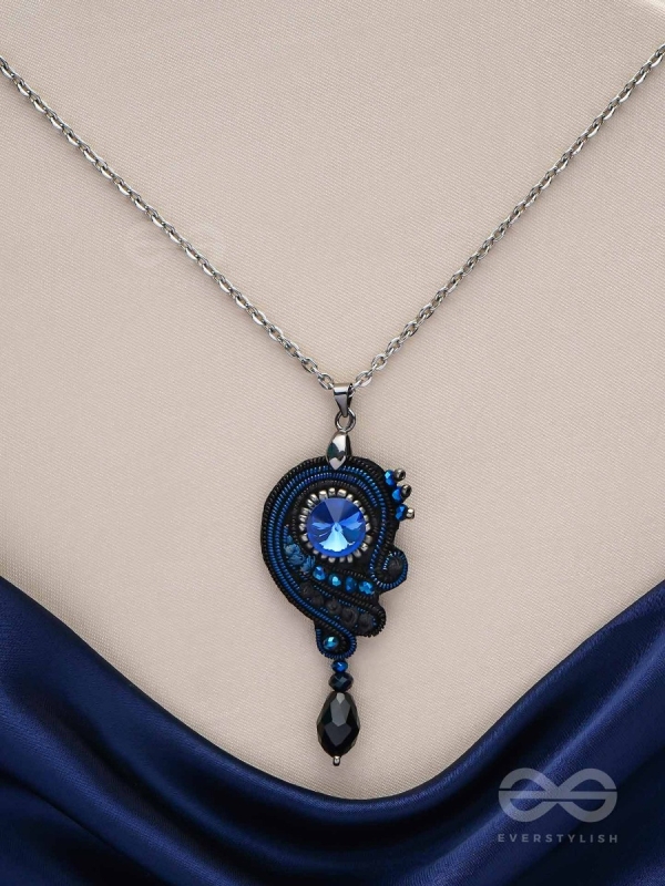 AALINDI - BLISS OF PEACE -BEADS AND SEQUINS EMBROIDERED NECKPIECE