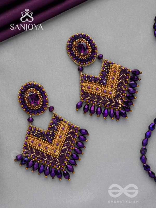 RATRIRAJA - THE DARK RADIANCE - STONE, GLASS DROP AND CUT DANA EMBROIDERED EARRINGS