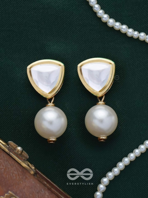 Adesa - Stellar Mirage - Golden Embellished Polki And Kundan Earrings