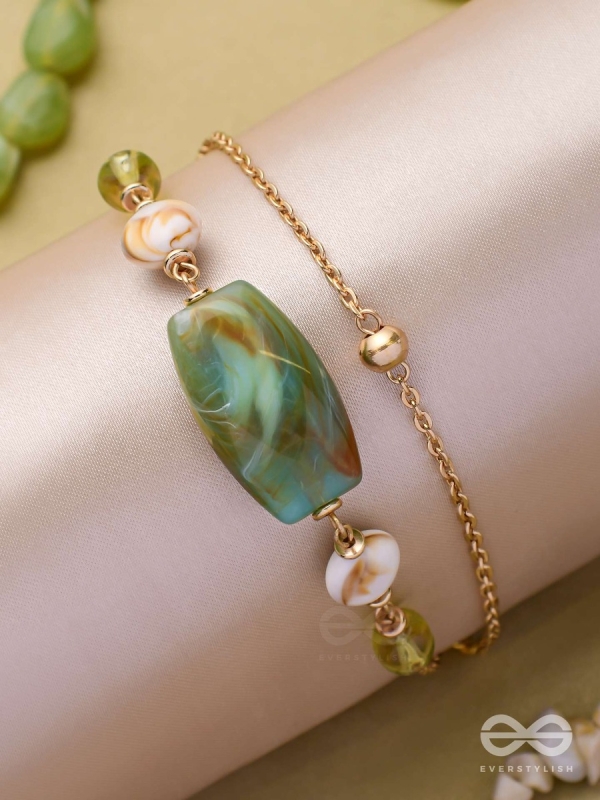 MOSSY MARBLES - GOLDEN EMBELLISHED MULTILAYER BRACELET