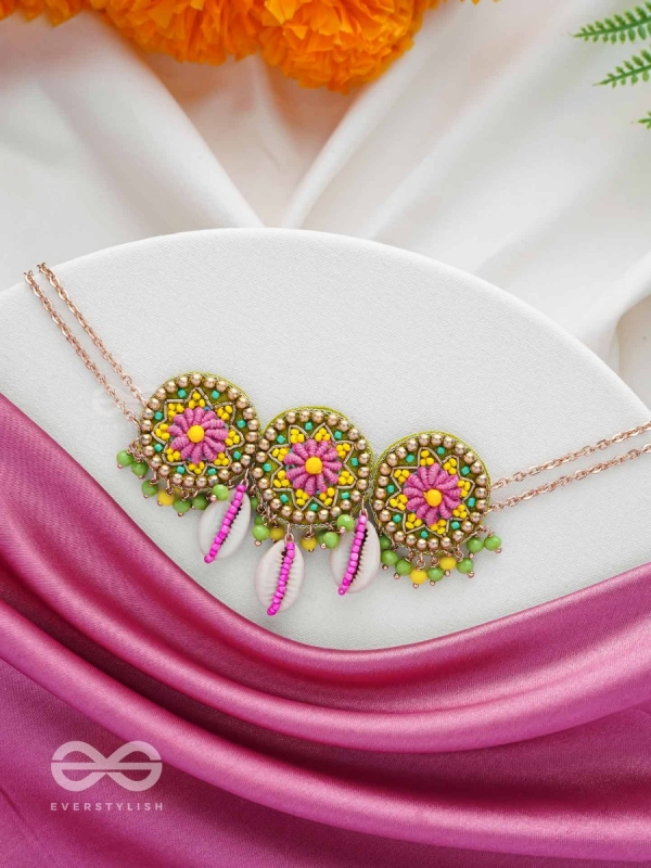 SAKOSHA - THE SEASHELL BEAUTY - SHELLS, BEADS AND RESHAM EMBROIDERED NECKPIECE